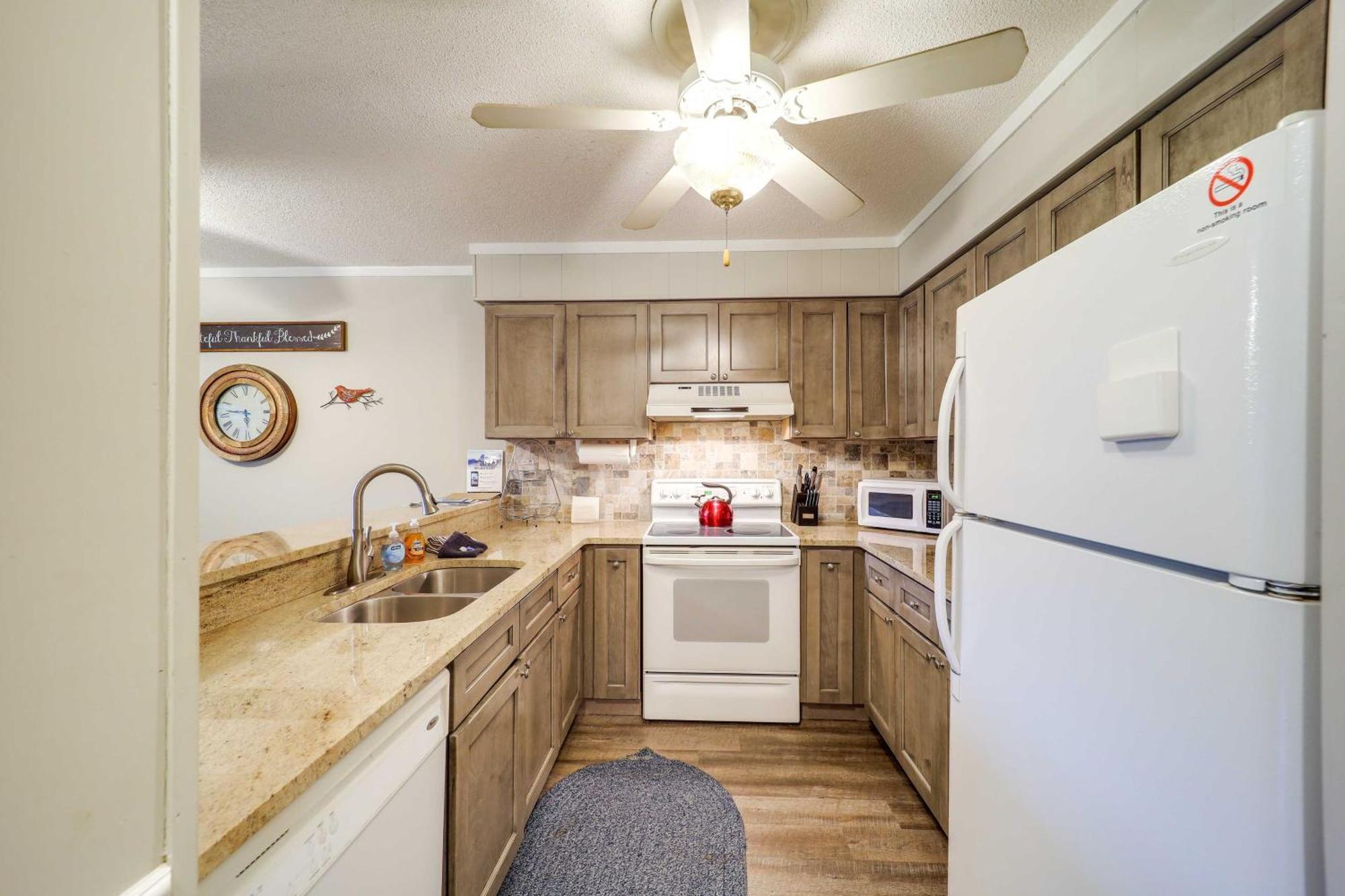 Beech Mountain Condo Near Hiking, Golf And Skiing! Εξωτερικό φωτογραφία
