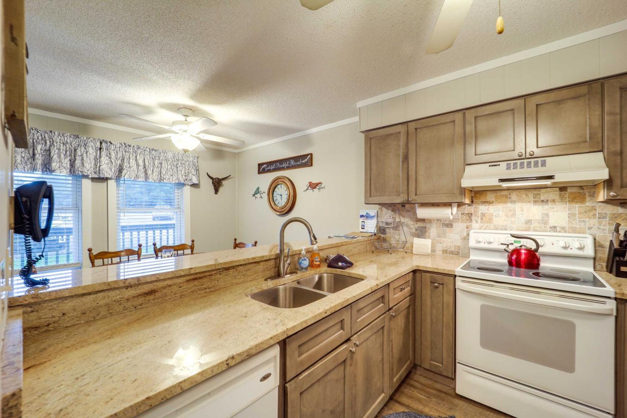 Beech Mountain Condo Near Hiking, Golf And Skiing! Εξωτερικό φωτογραφία